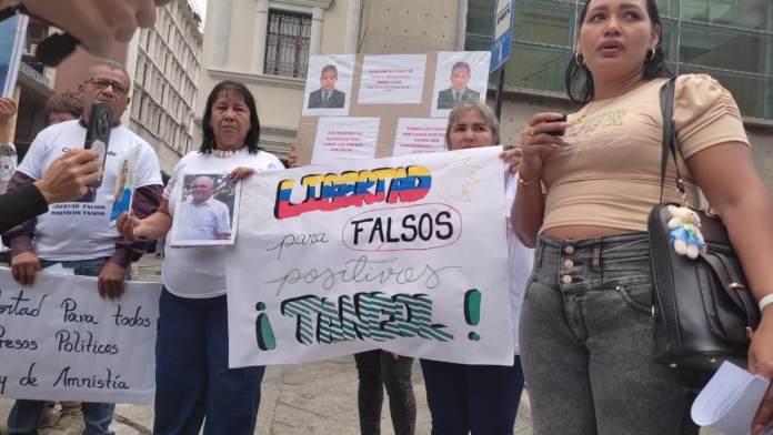 Familiares frontera Familiares de detenidos en la frontera