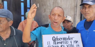 Adultos mayores de San Fernando denuncian racionamiento de comida en Fundacian Gerardo Camejo, protesta Fundacian