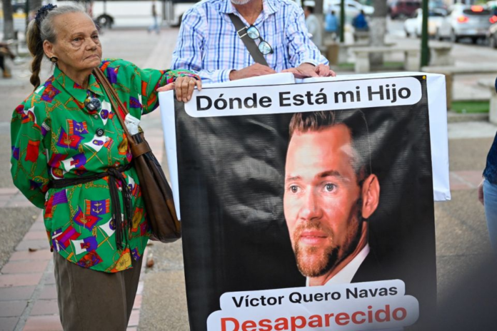 Víctor Hugo Quero Carmen Navas