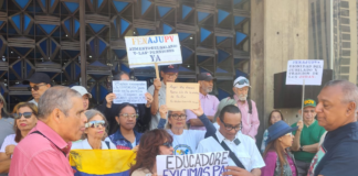 Jubilados del Ministerio de Educación protestaron en Caracas por homologación de beneficios Protesta jubilados del MPPE