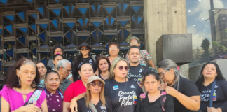 Protestan ante el ministerio de Educación por suspensión de salarios a casi 50 mil educadores Protesta ante el Ministerio de Educación