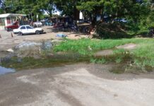 Aguas negras desbordadas afectan a estudiantes de un preescolar en San Juan de los Morros