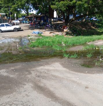 Aguas negras desbordadas afectan a estudiantes de un preescolar en San Juan de los Morros