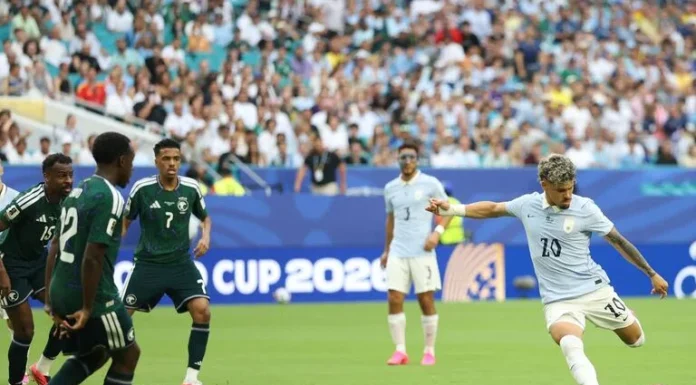 Uruguay empata ante Arabia Saudita y Sudamérica sigue sin ganar en el Mundial