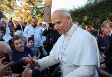 El papa pide acabar con la polarización