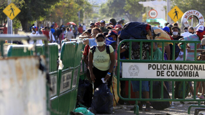 Analista alerta posible endurecimiento migratorio en Colombia