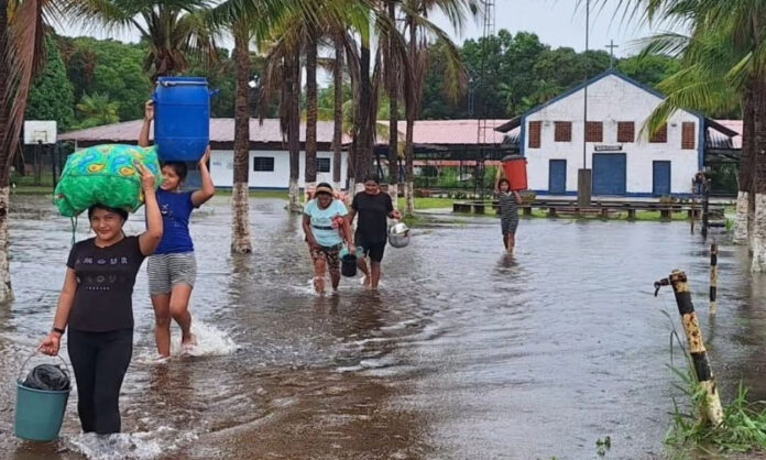 Comunidades del Alto Orinoco empiezan a recuperarse tras crecida del río