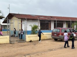 Comunidad denuncia inacción gubernamental ante estado crítico de la escuela Simón Bolívar de Ciudad Guayana