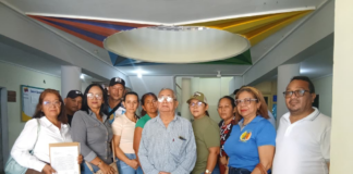 Docentes de El Nula reclaman en San Fernando por suspensión de sueldos desde hace un año Maestros de El Nula