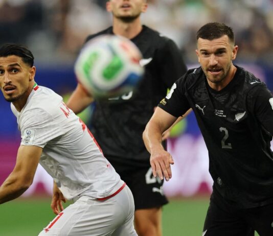 Iran y Nueva Zelanda empatan en un partidazo