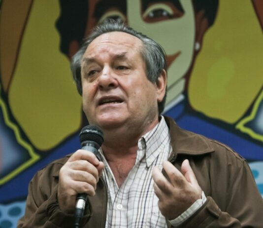 Feria del Libro de Maracaibo homenajeará a Antonio Pérez Esclarín