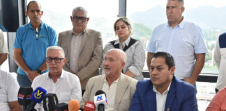 Transportistas de carga reactivan consejo nacional y denuncian escasez de gasoil Transportistas de carga reactivan consejo nacional y denuncian escasez de gasoil