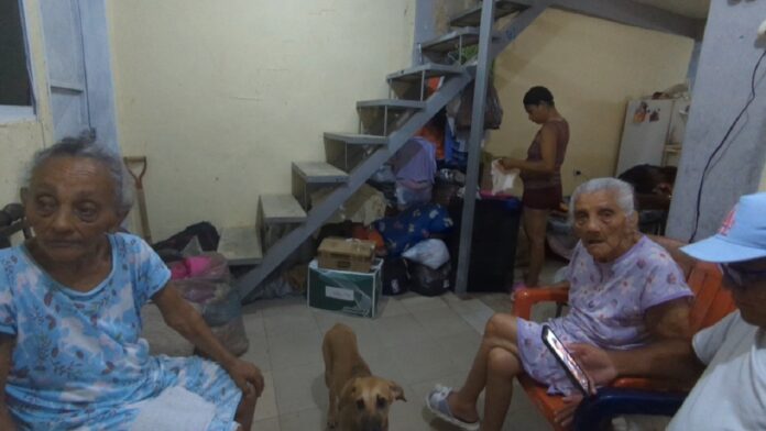 Familia de Naguanagua acoge a 25 parientes damnificados de Morón 