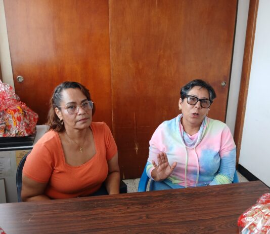 Colegio de Enfermería de Guárico se trasladó a La Guaira para ayudar a los damnificados