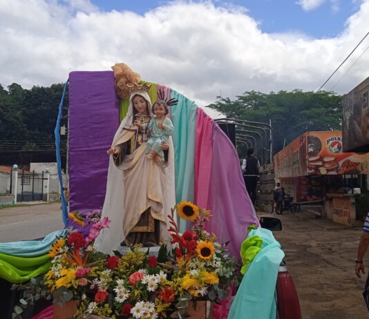 Un milagro la llevó a ser devota de la Virgen del Carmen
