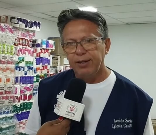 Más de 150 voluntarios atienden el centro de acopio de Cáritas en Falcón