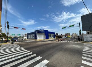Instalan 10 nuevos pasos peatonales en Maracaibo