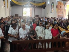 Devotos de la Virgen del Carmen en Mérida se congregaron para orar por las víctimas del terremoto