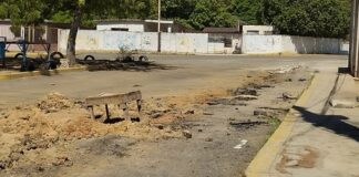 Deterioro vial en el barrio Andrés Eloy Blanco de Maracaibo afecta el tránsito y las viviendas